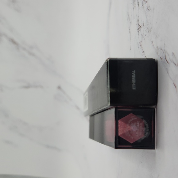 HAUS LABORATORIES By Lady Gaga LE RIOT ULTRA SHINE LIP GLOSS in Ethereal 5ml** - Picture 4 of 4